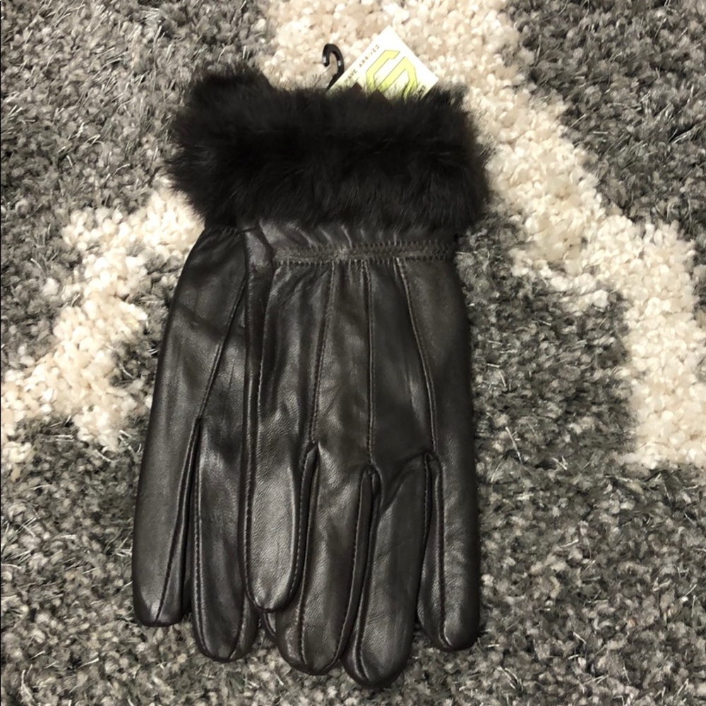 Brown leather gloves